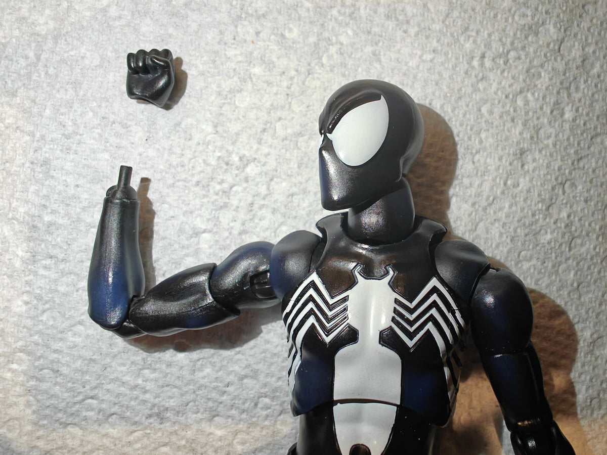 Symbiote Spider Man Action Figure Mafex MEDICOM Mafex 147 Black