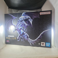 S.H. MonsterArts Blue-Eyes White Dragon "Yu-Gi-Oh! Duel Monsters"