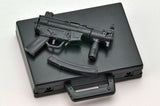 TOMYTEC's Little Armory MP5K Koffer Type (Suitcase Ver.) LA045 Model Kit